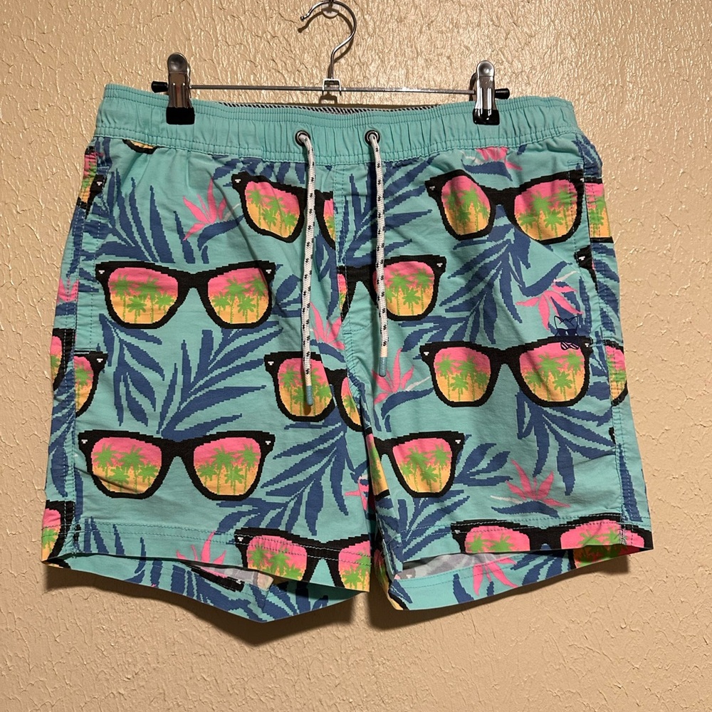 Party Pants Shorts Sunglasses Size‎ Medium Mens Shorts Not lined